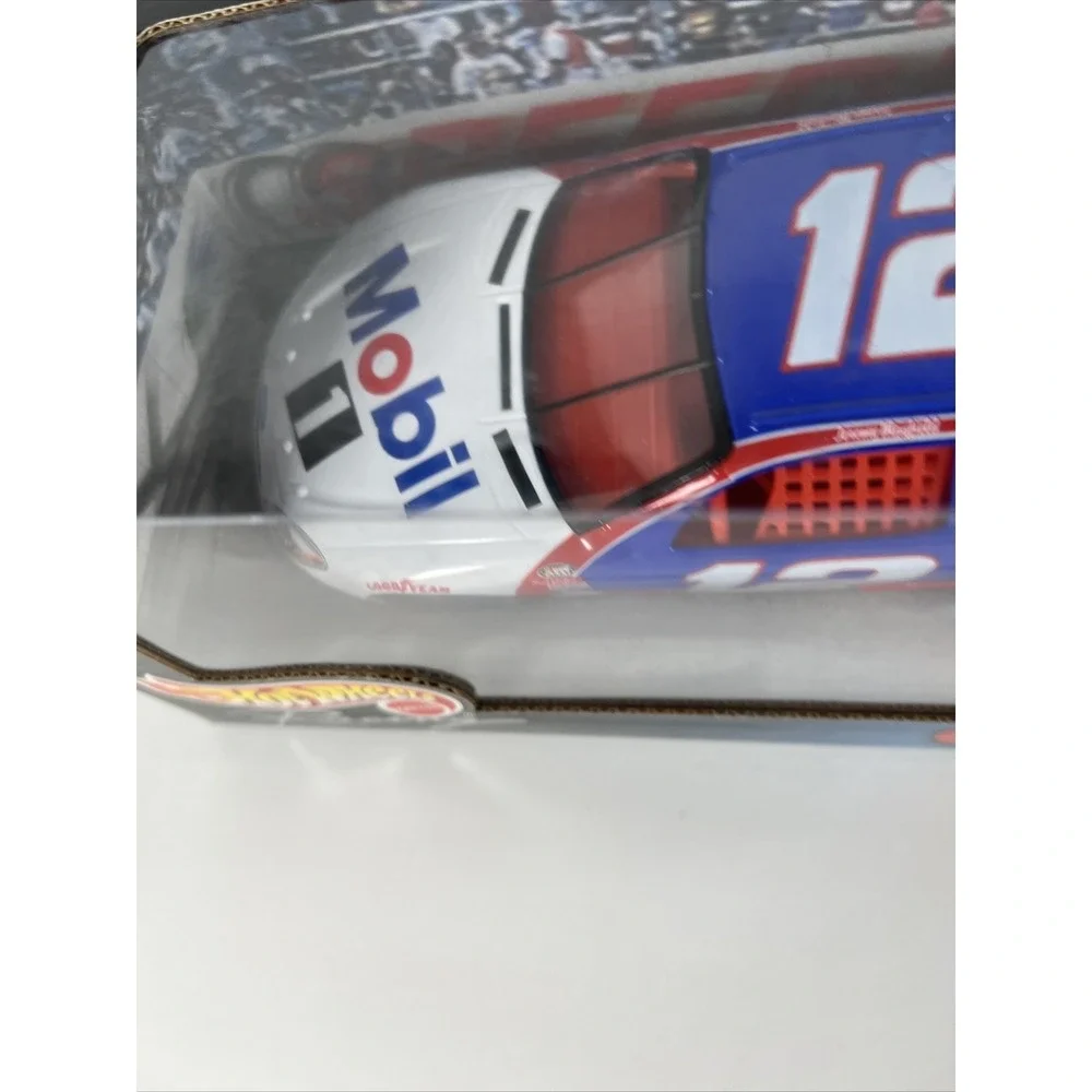 1997 Ford Taurus #12 Mobil Hot Wheels Mattel Nascar Diecast 1/24 Jeremy Mayfield